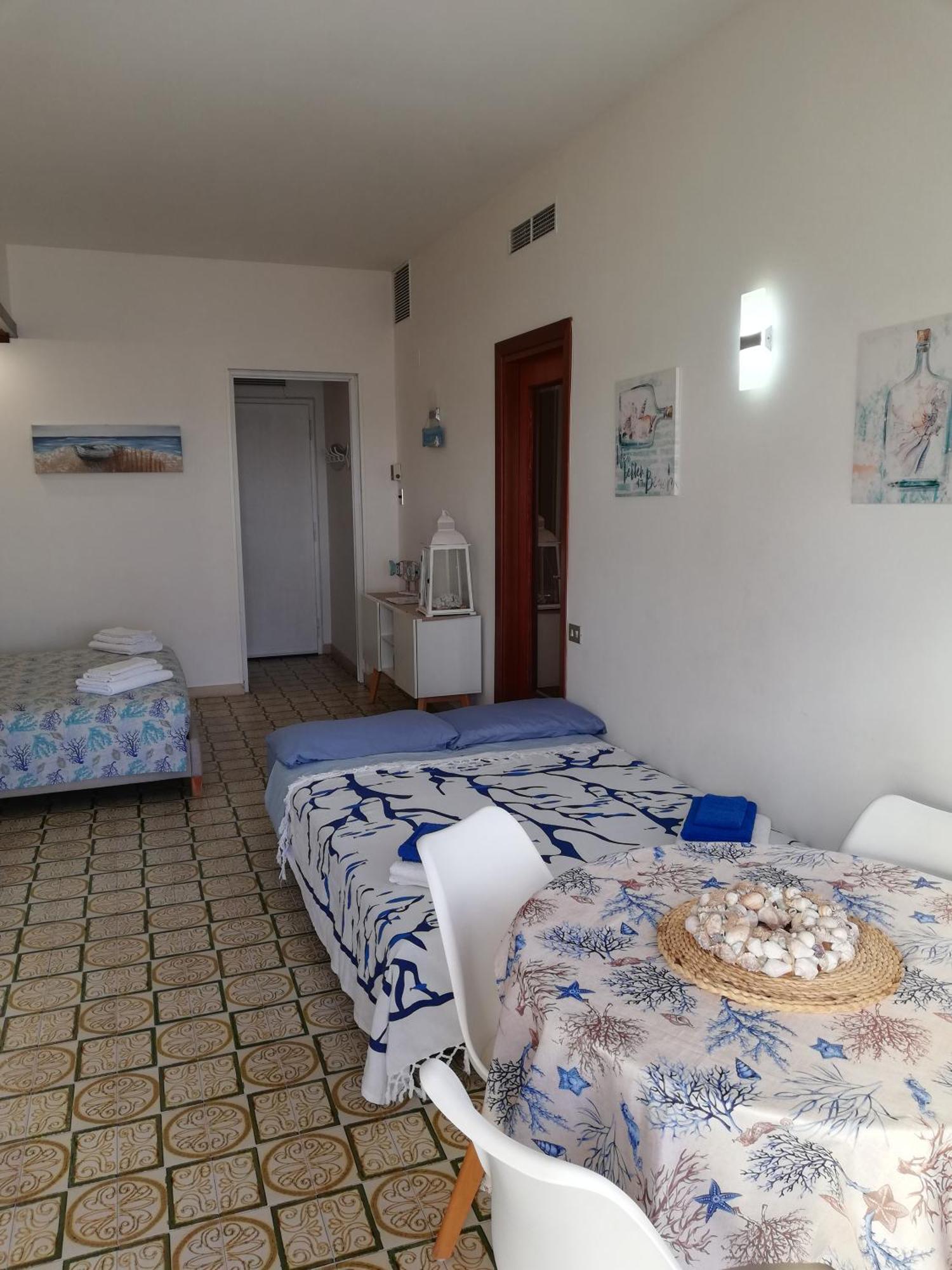 Apartamento La Terrazza Sul Tirreno Nettuno Exterior foto